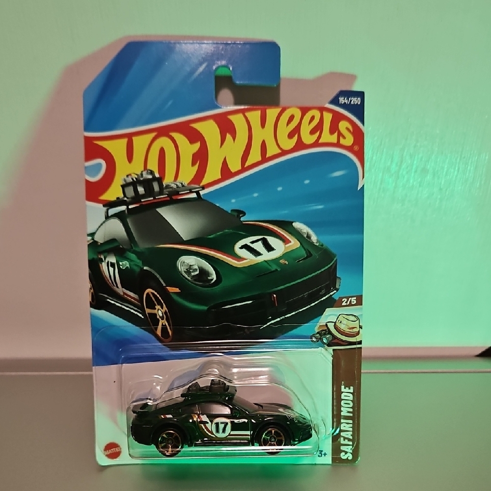 HotWheels Safari Mode Green Collector Car